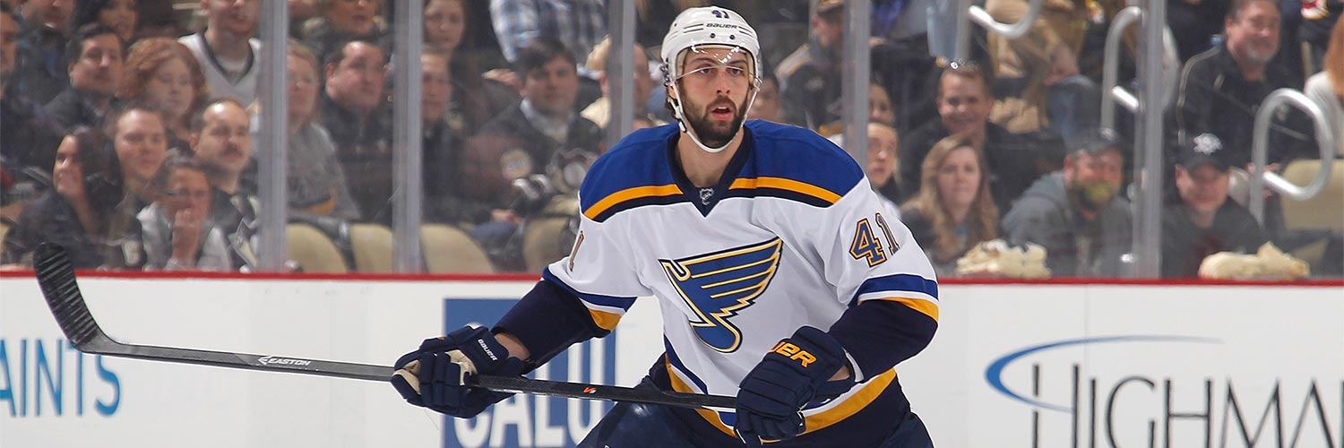 Robert Bortuzzo Action Shot